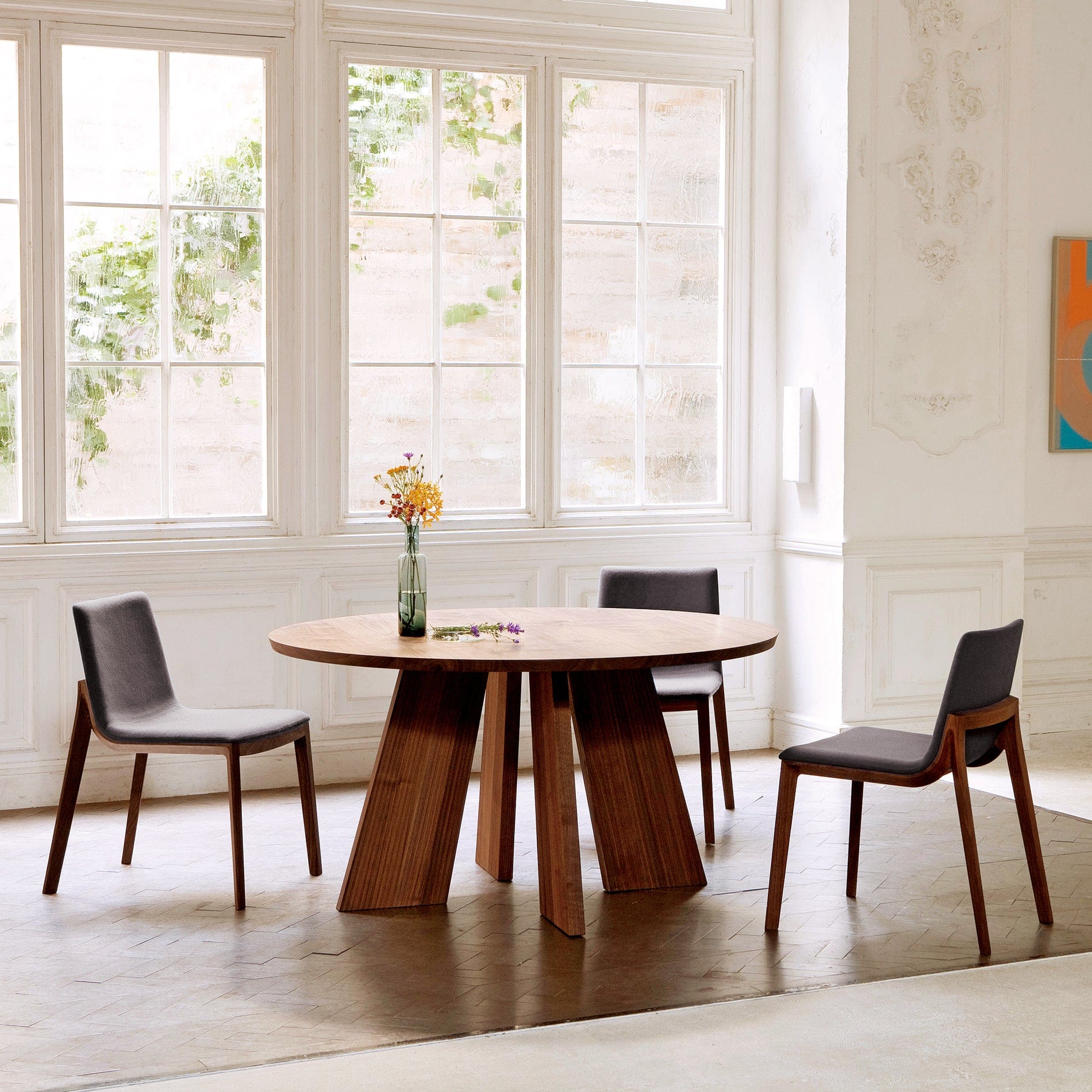 CHALLENGE Side Chairs with HAKAMA Round Table by CondeHouse in well lit room