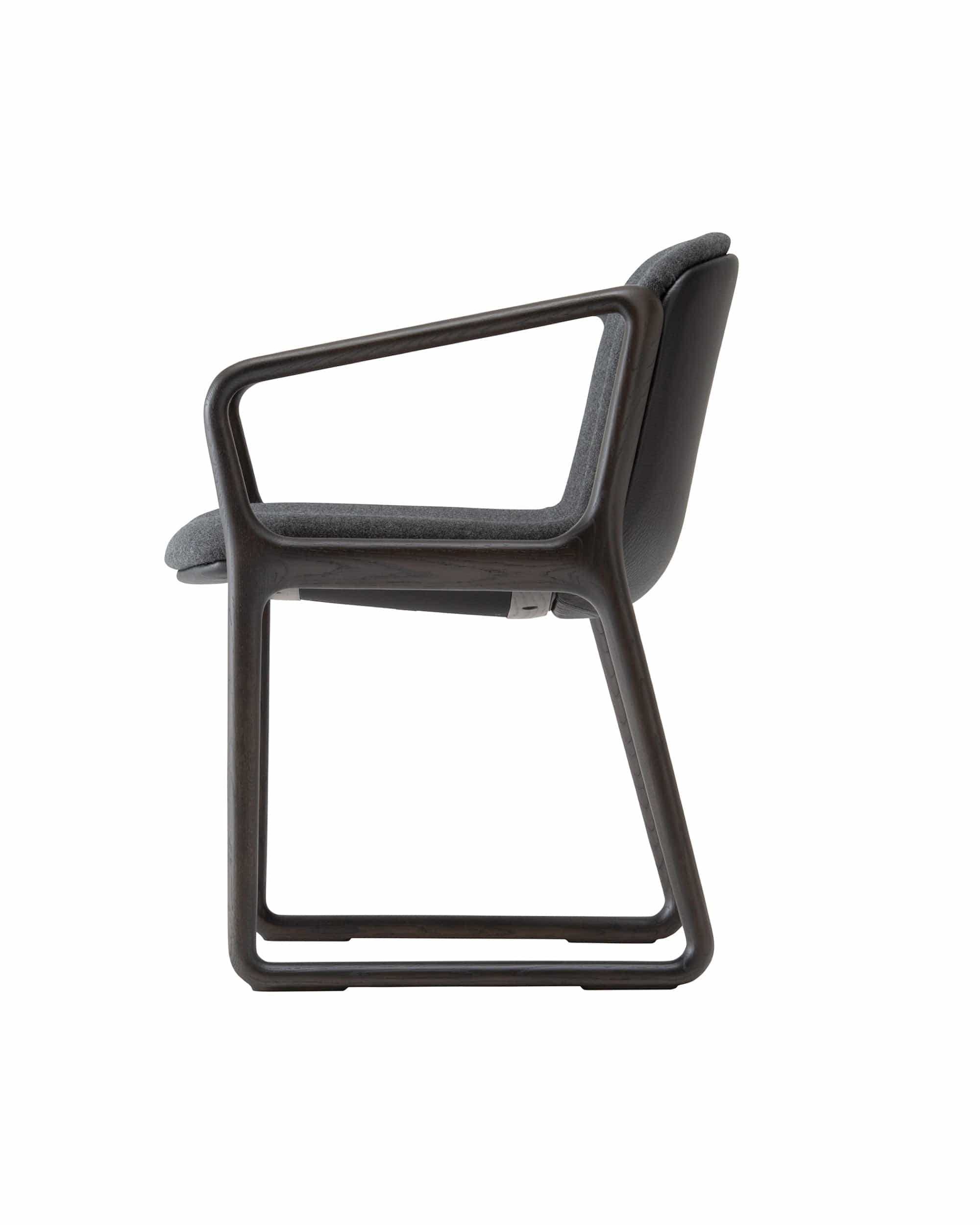 EIGHT Armchair, Japanese Oak Dark Gray