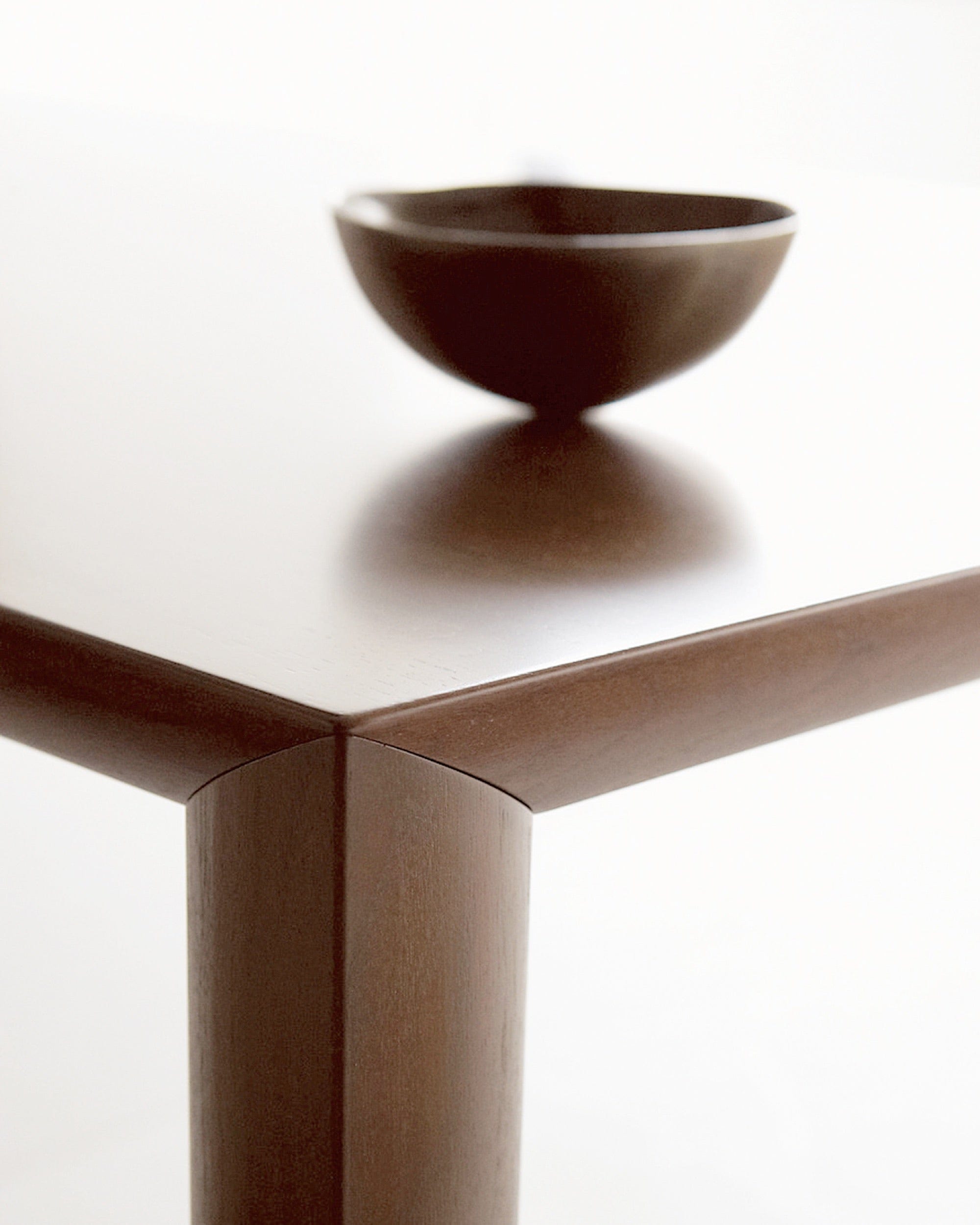 CondeHouse WING Table closeup of joinery