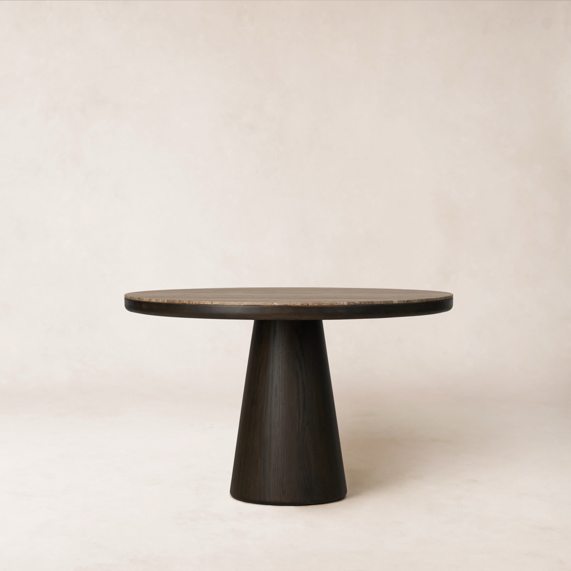 Eik Round Dining Table - Watercolor Black