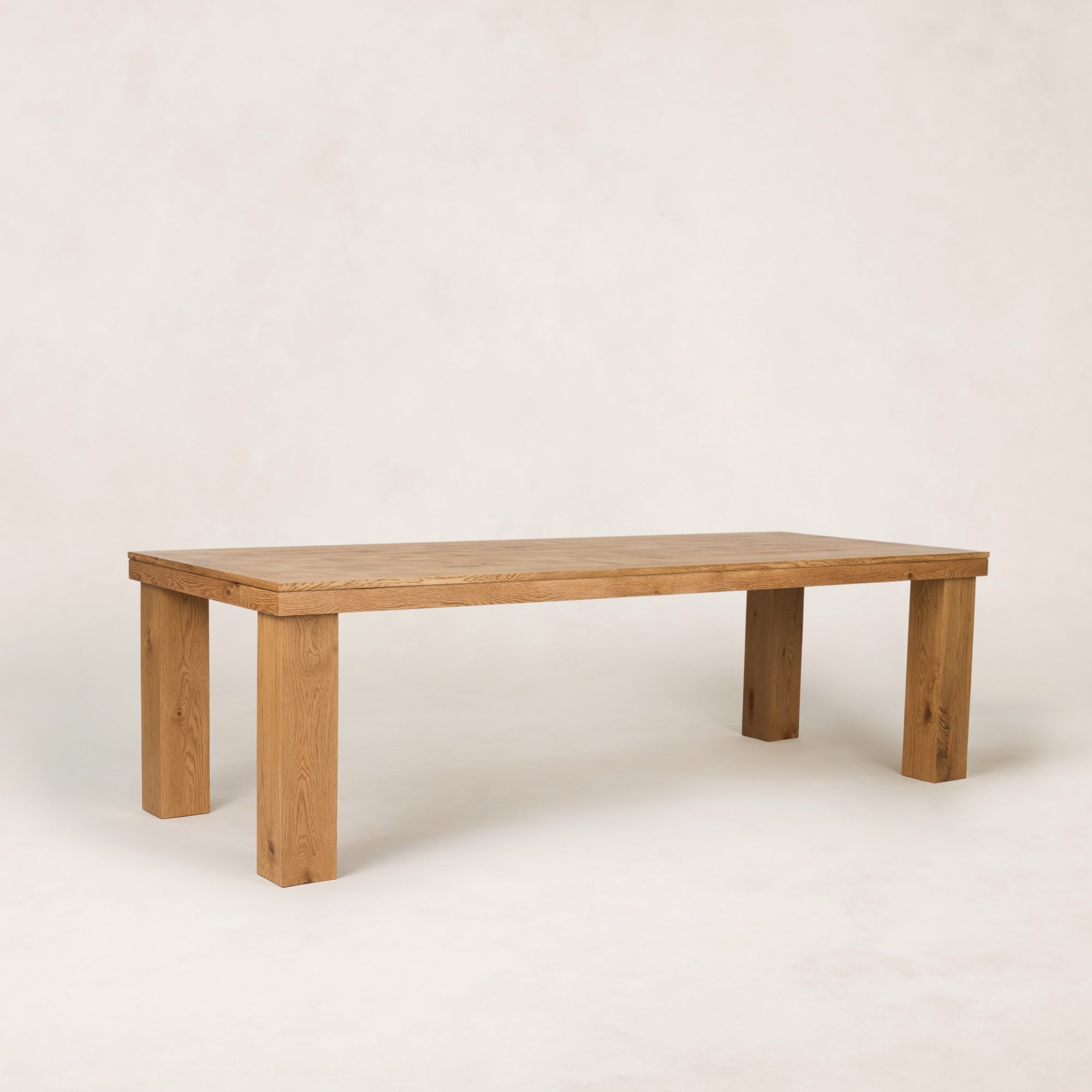 Ghent Dining Table