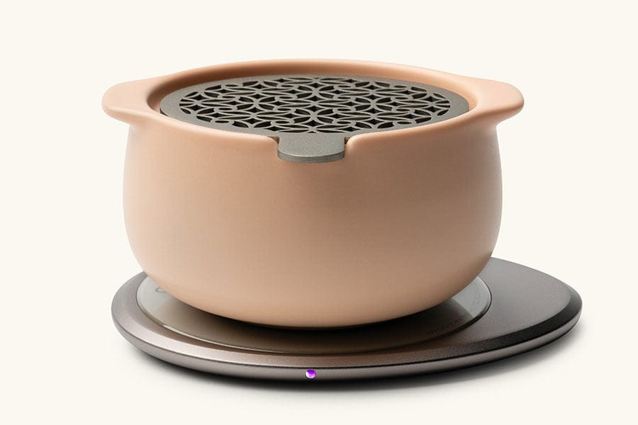 Jun ceramic diffuser in apricot on OHOM pad