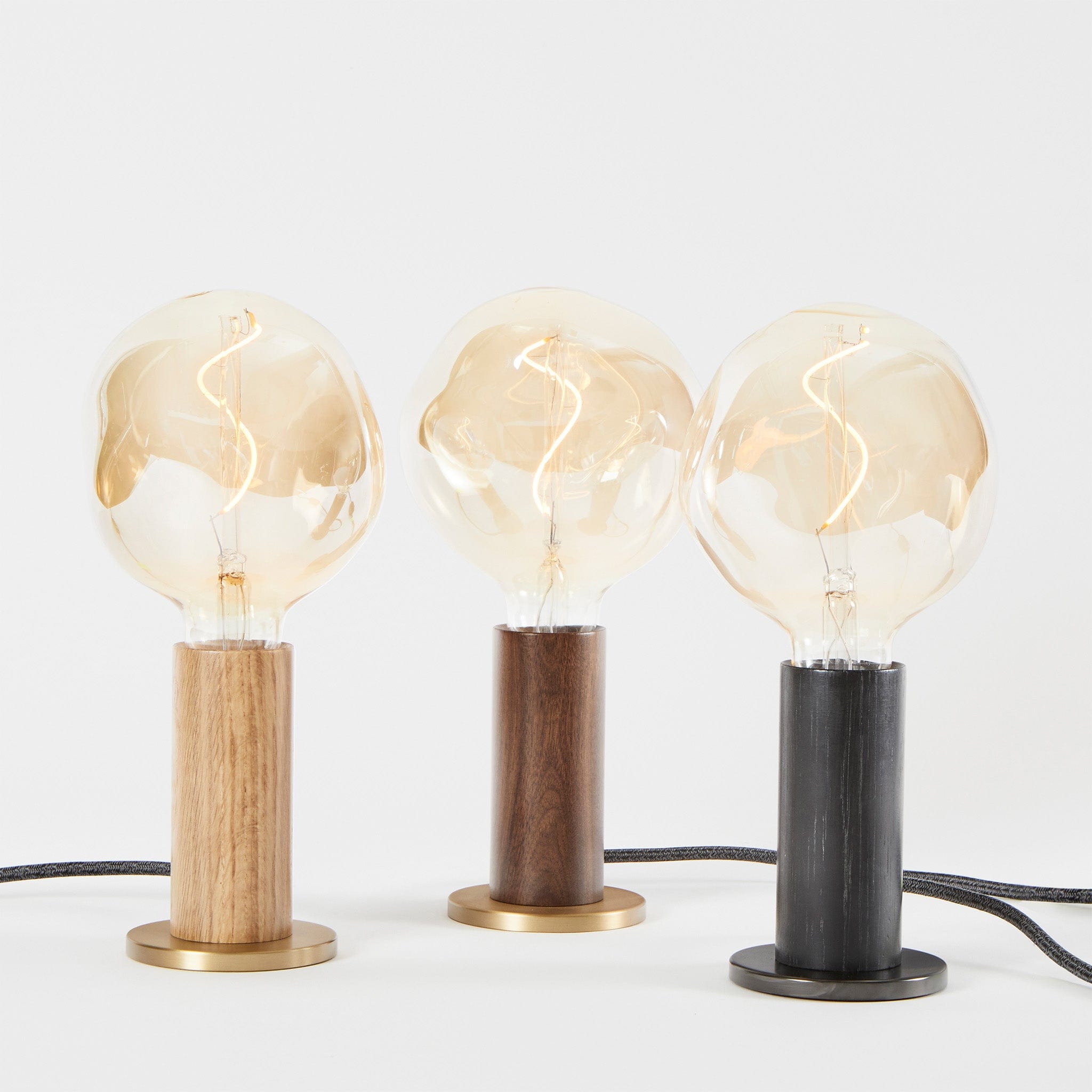 Knuckle Table Lamp in Walnut + Voronoi I