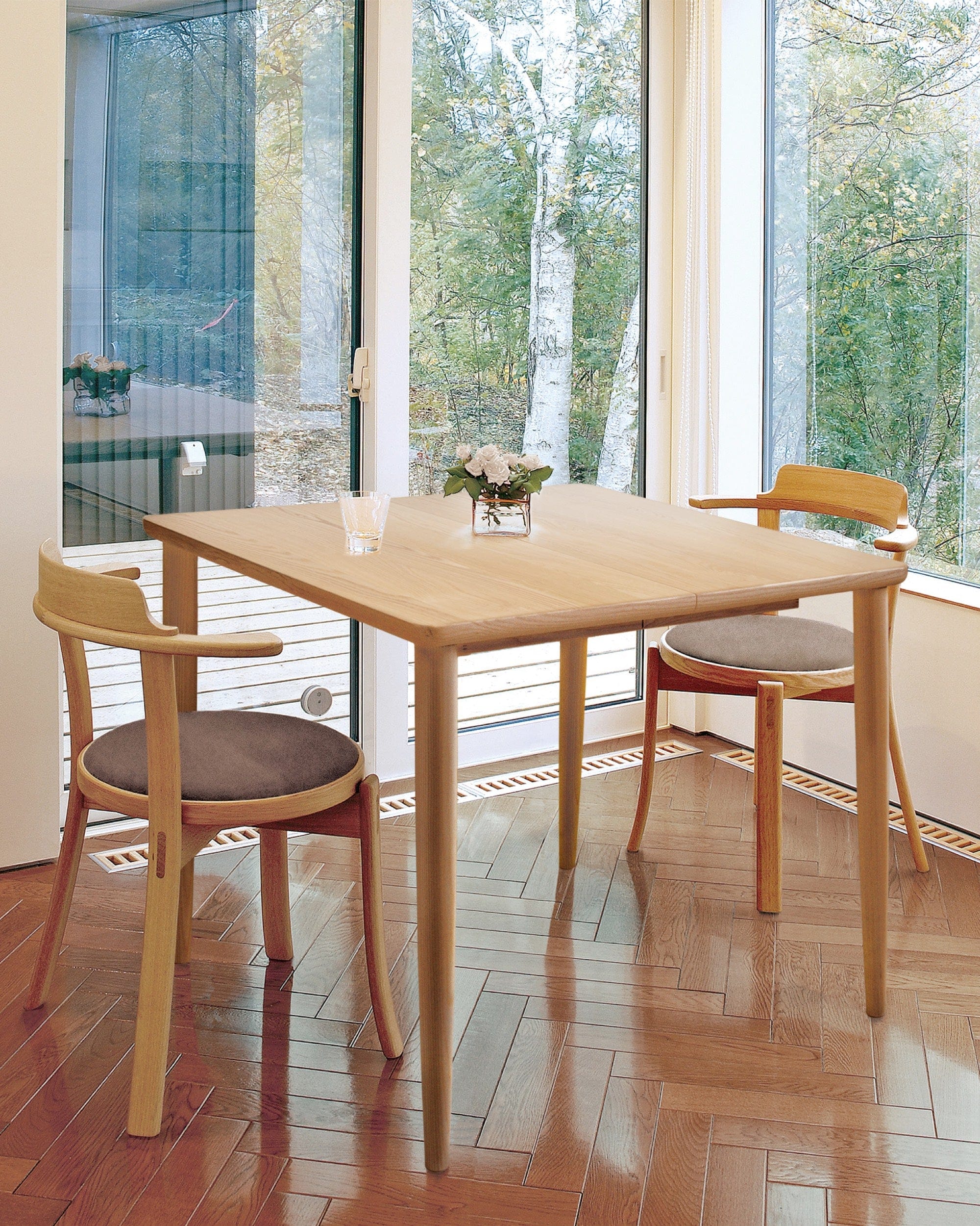 MOM Extension Table side view – Japandi small-space furniture