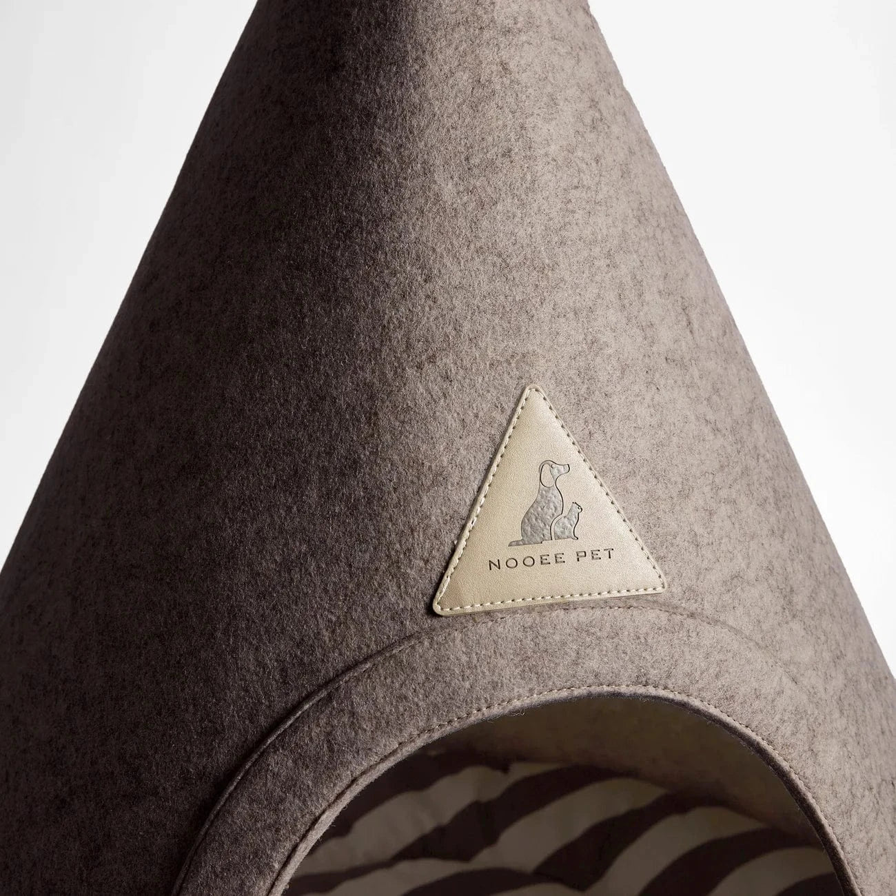 Nooee Pet Cave Harry (XXL) – Brown