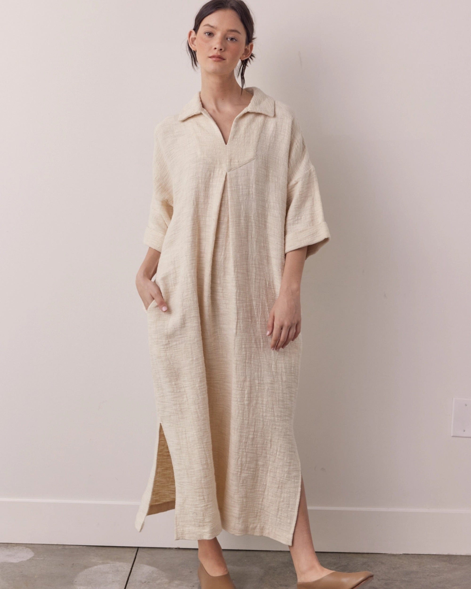Back sharing midi dress XS/S / Oatmeal / 60% Cotton 30% Linen 10% Viscose Back sharing midi dress XS/S / Oatmeal / 60% Cotton 30% Linen 10% Viscose