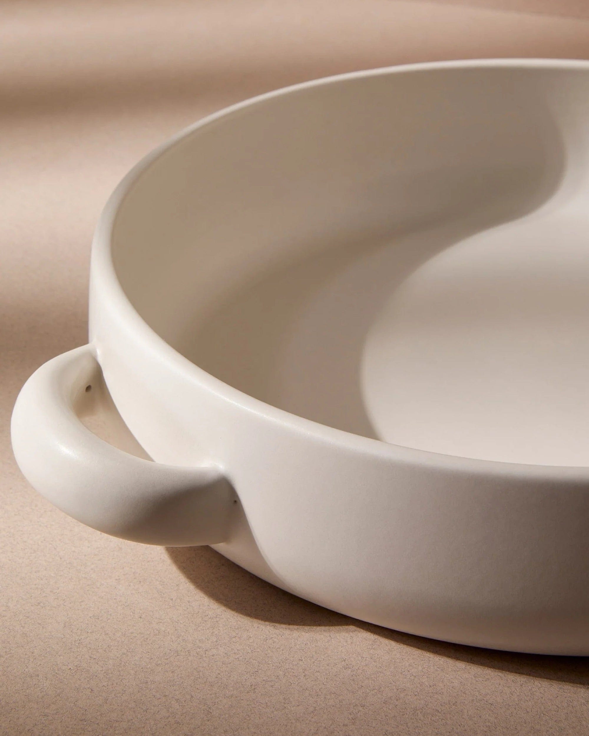 Japandi Tableware Serving Plate With Handles - 13.4"