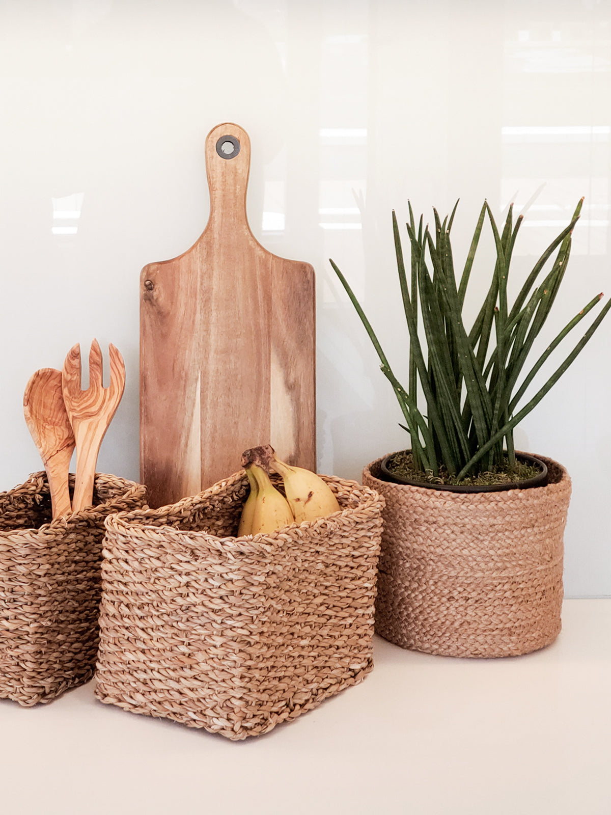 Korissa Kata Bin with cutting board, plant, and utensils