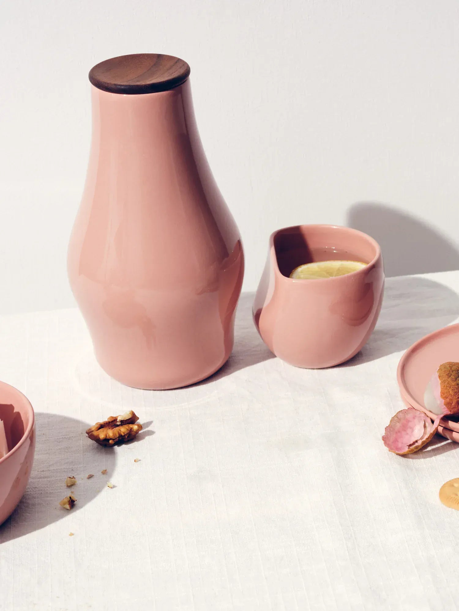 Small-Batch Ceramic Drinkware – Minimalist Cups