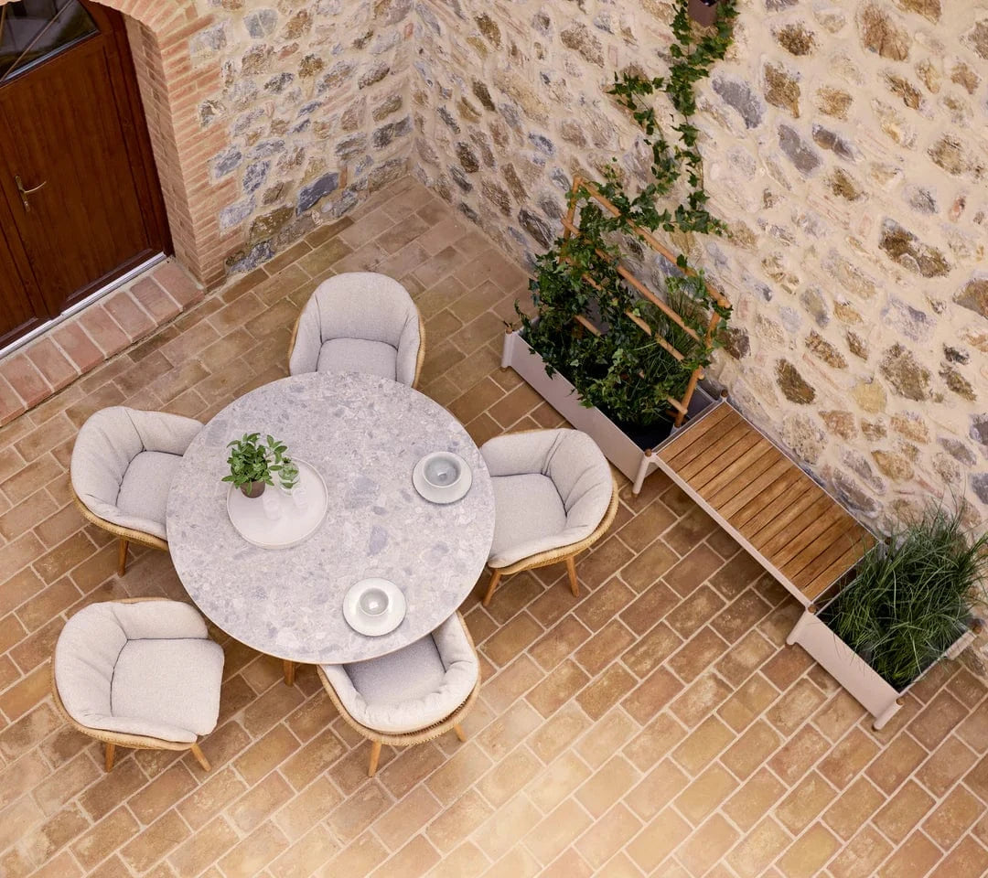 Aspect Dining Table, Dia. 144 cm