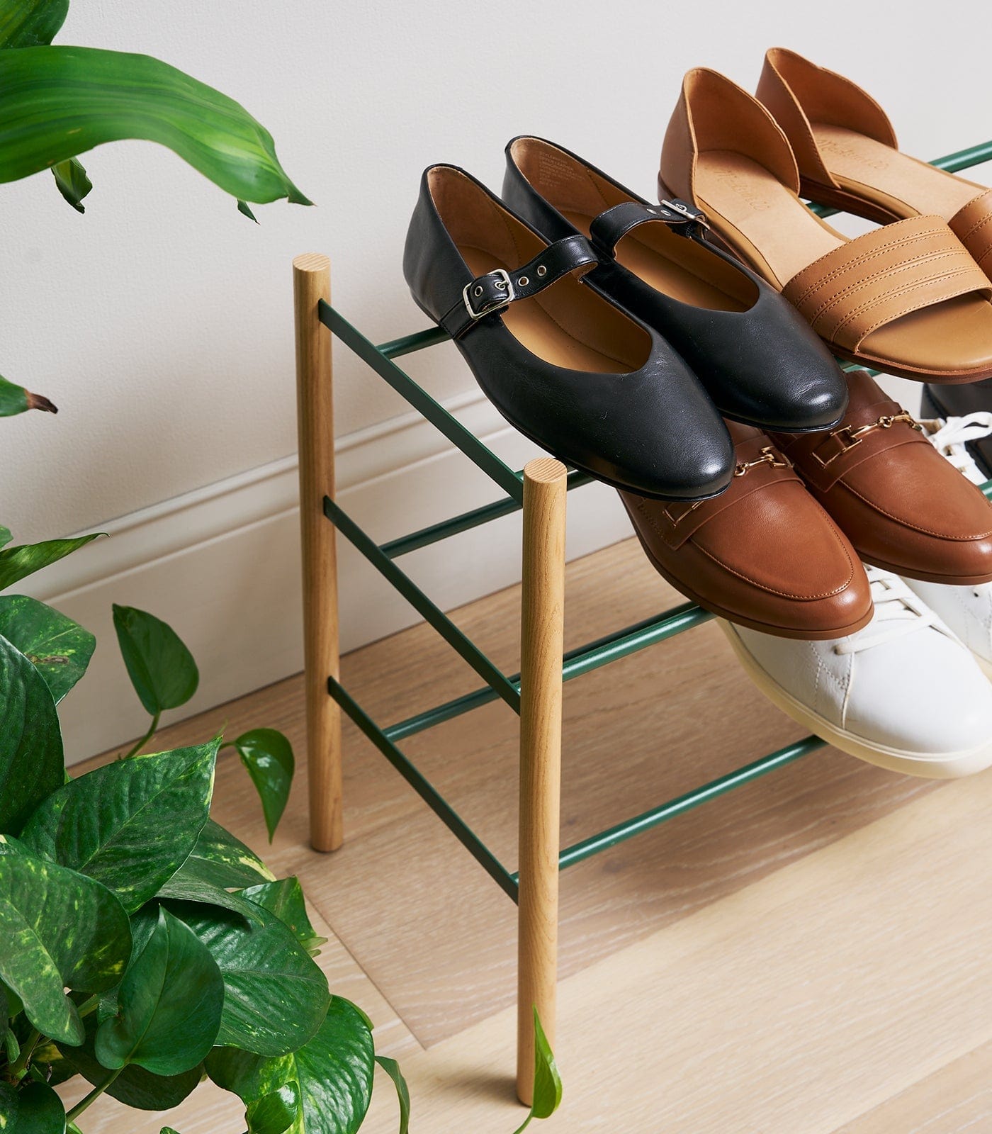 Expandable Shoe Rack (18" H) - Steel
