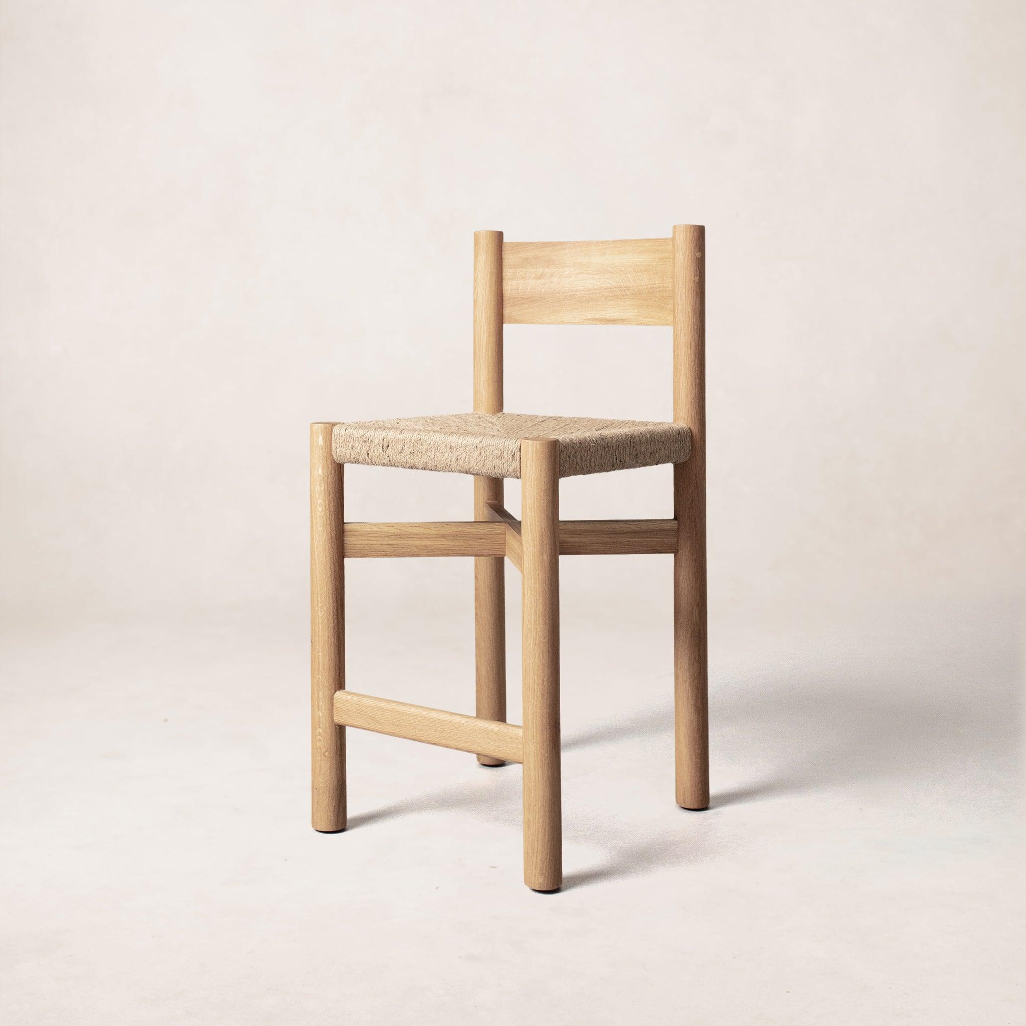 Nonna counter stool front view in white oak