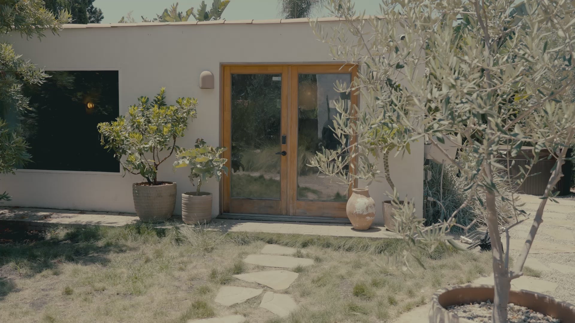 Load video: Japandi Tatami Mats