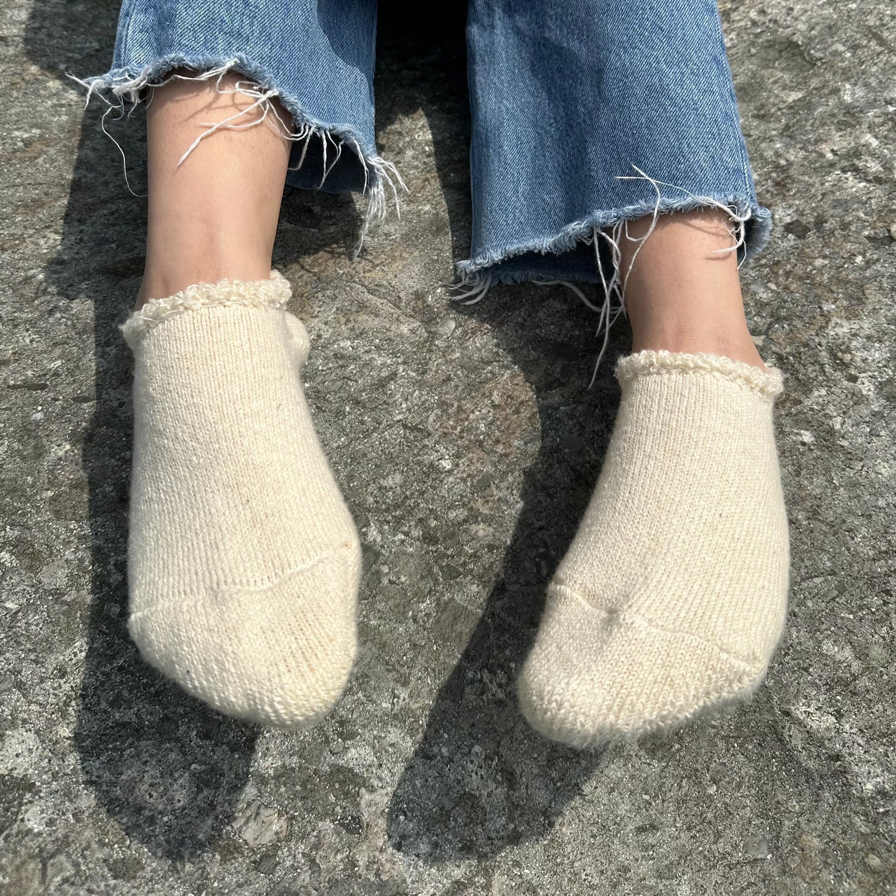Organic Japanese Cotton Slipper Socks in Cream Outside