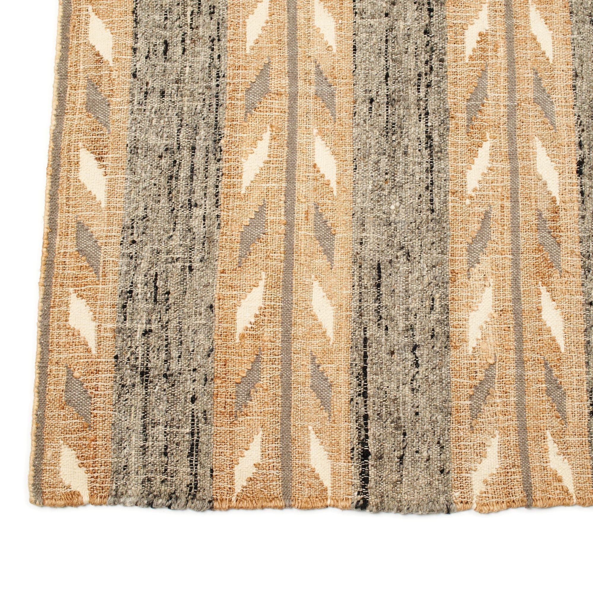Uneven Arrows Hand Woven Wool Jute Rug In Earthy Hues