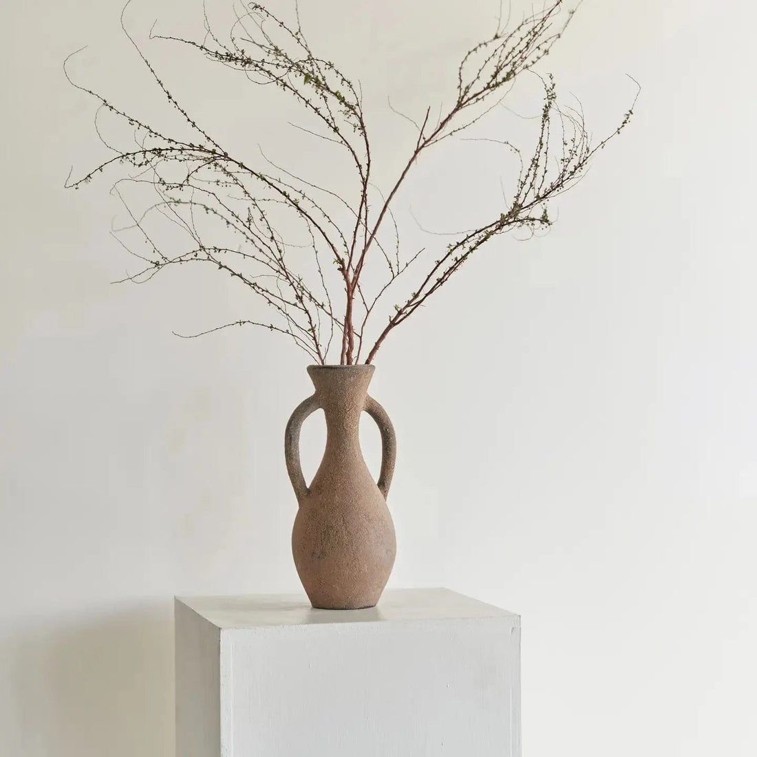 Amil Vase