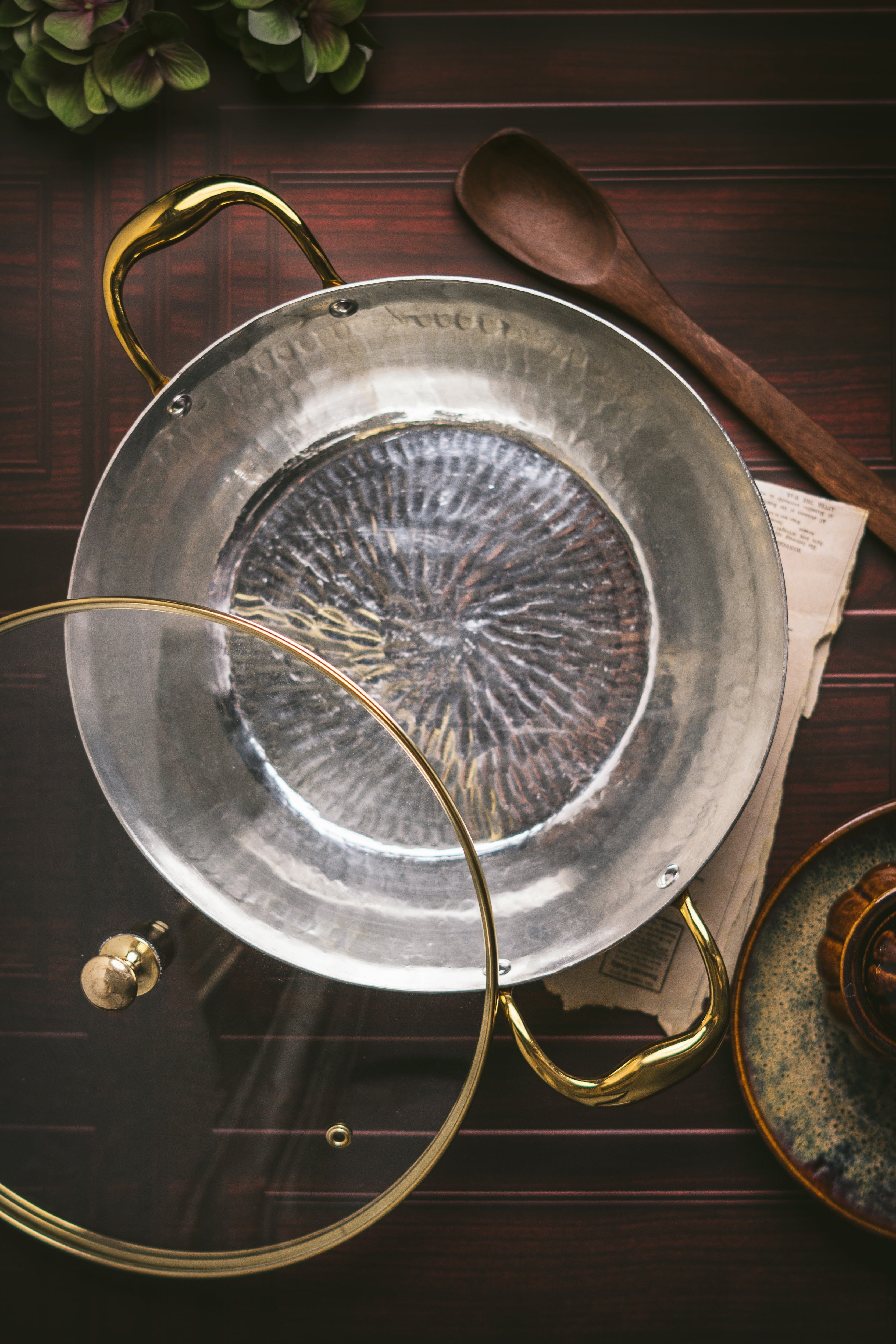 Brass Flat Base Wok with Glass lid