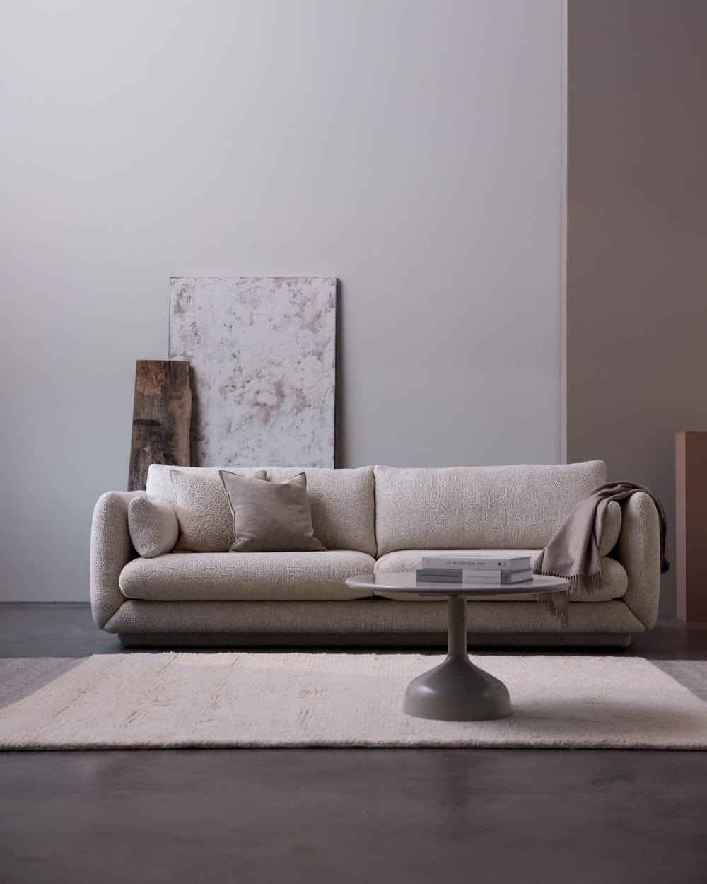 Bloom 2-Seater Sofa w/Plinth, Indoor