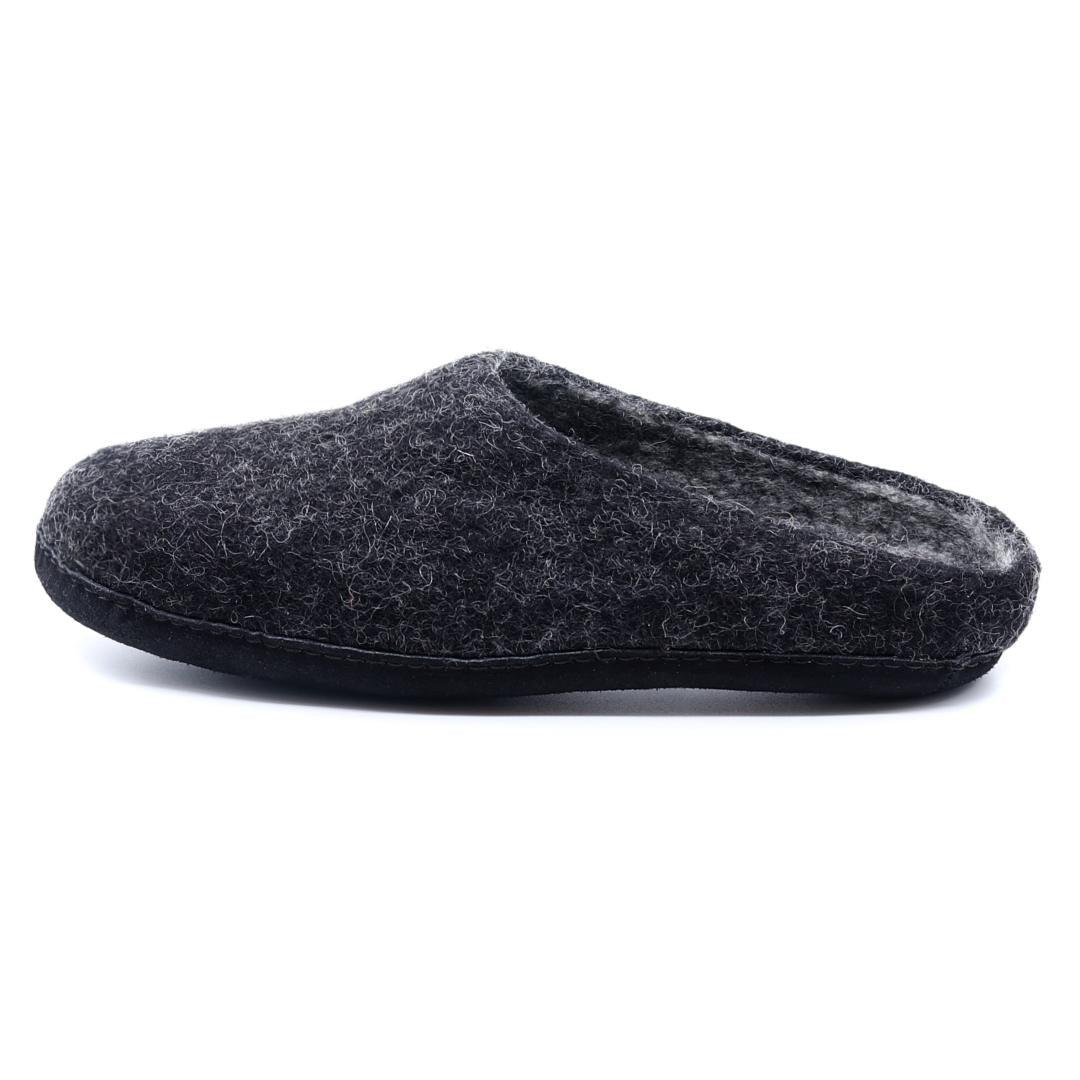 Men's Astoria Noir wool house slipper in Charcoal, side view