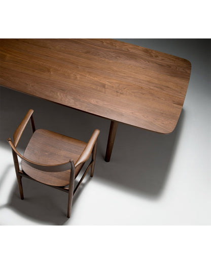 KAMUY Table Walnut Natural