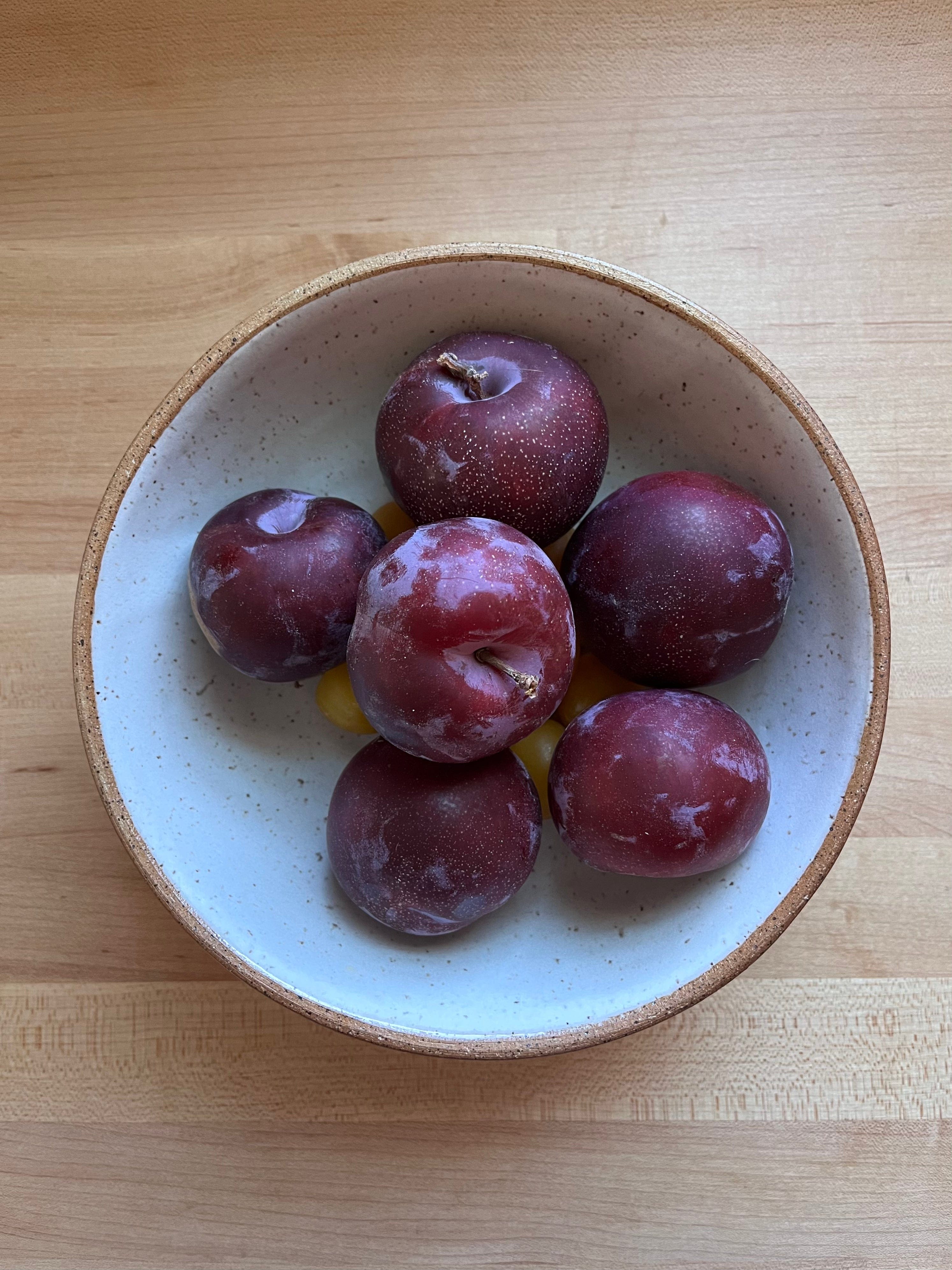 Japandi ramen bowl with fresh fruit – handmade ceramic noodle bowl