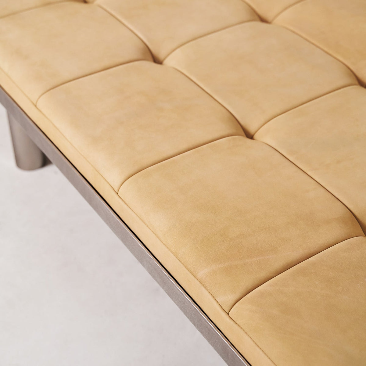 Milan Daybed