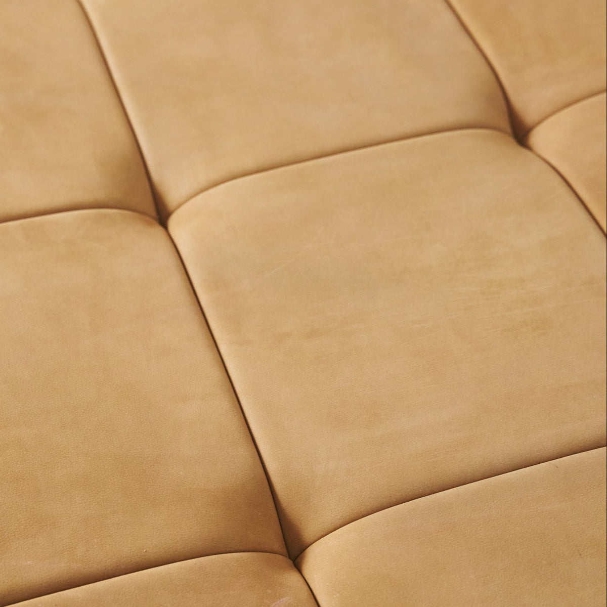 Milan Daybed