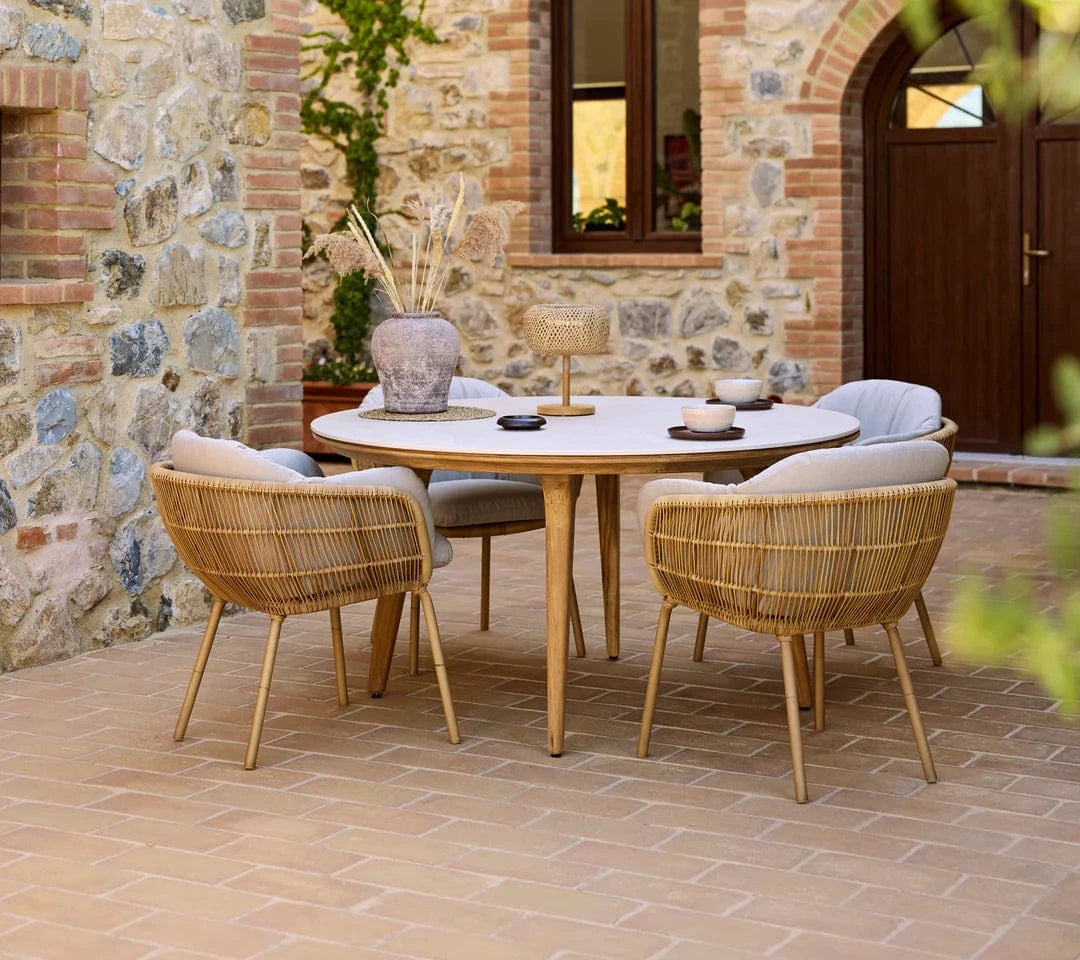 Aspect Dining Table, Dia. 144 cm