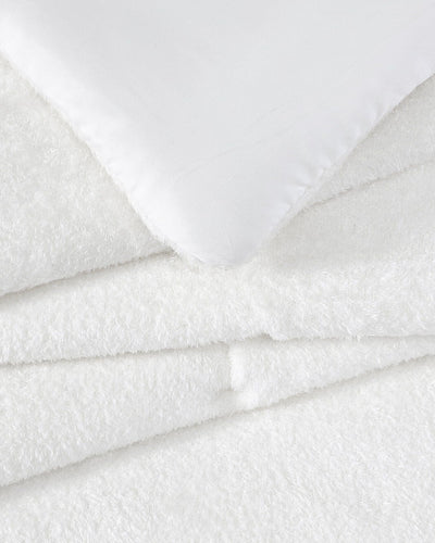 Cloud Silque Stitch Comforter