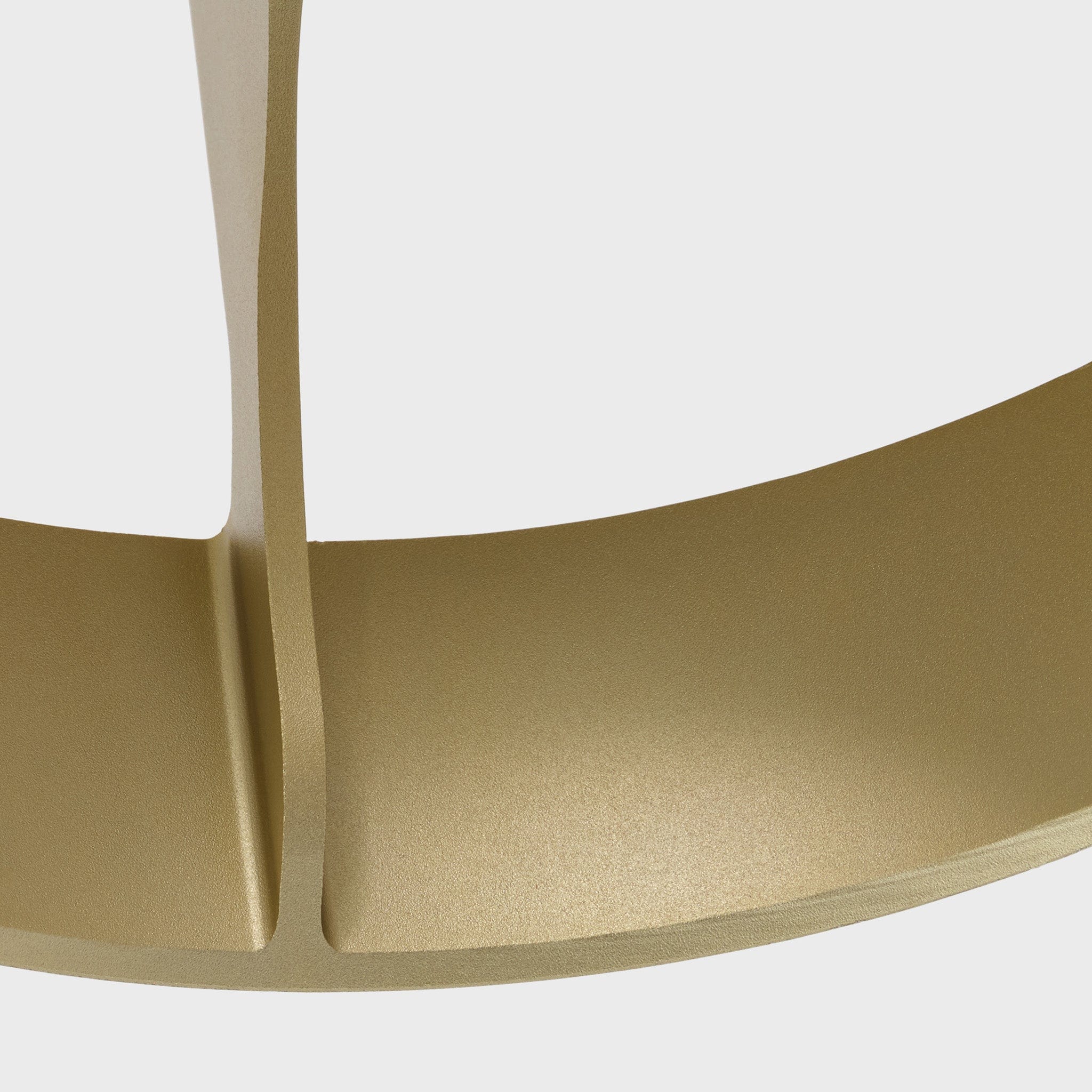 Loop Single Pendant in Gold + Sphere IV