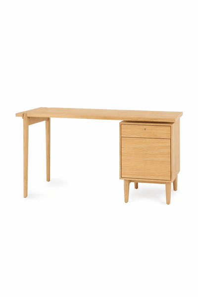 WING Desk in Japanese Oak Natural, AI rendering of wood type and finish