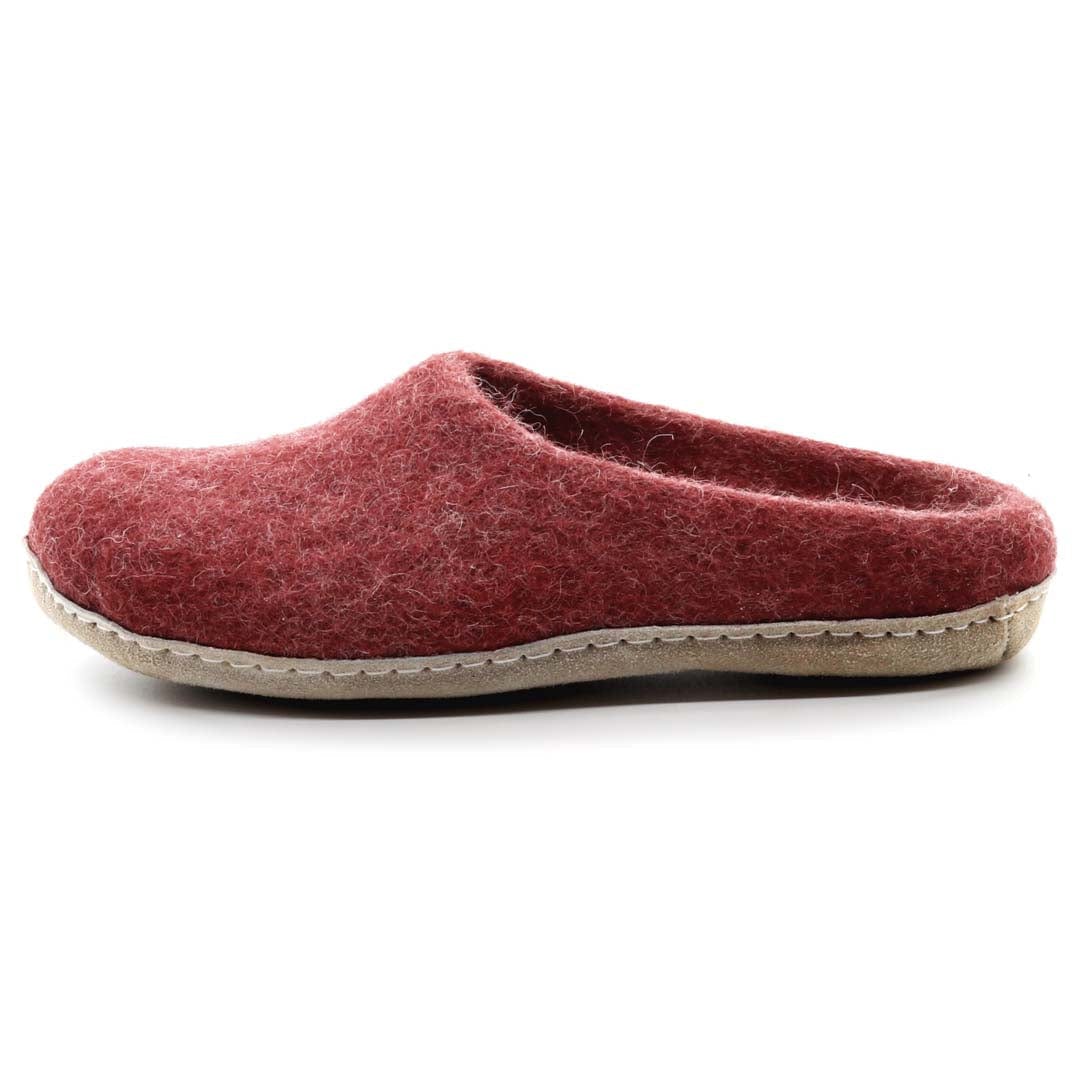 Women's Astoria wool house slipper in Bordeaux, side view