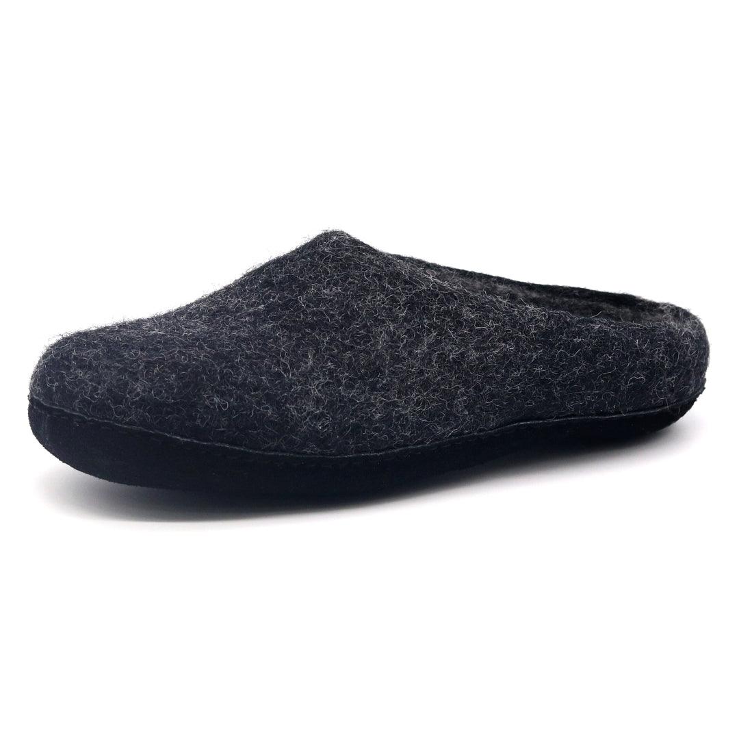 Women's Astoria Noir wool house slipper in Charcoal, angled view