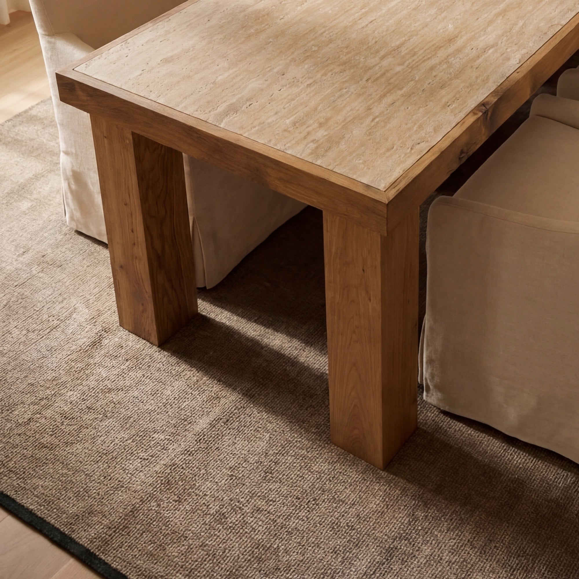 Antwerp Dining Table