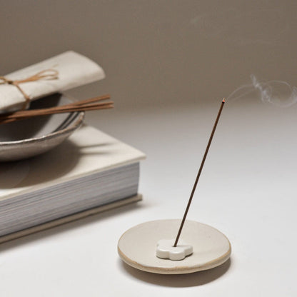 Cedar Incense Set l 30 sticks with Ceramic Holder on Incense Dish