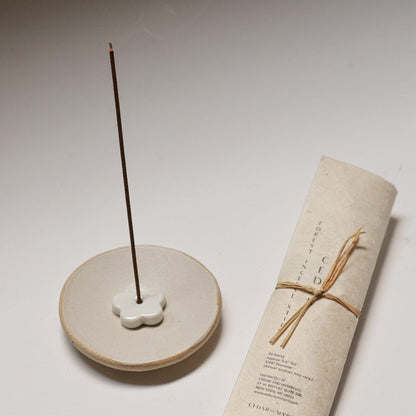 Cedar Incense Set l 30 sticks with Ceramic Holder with incense lit