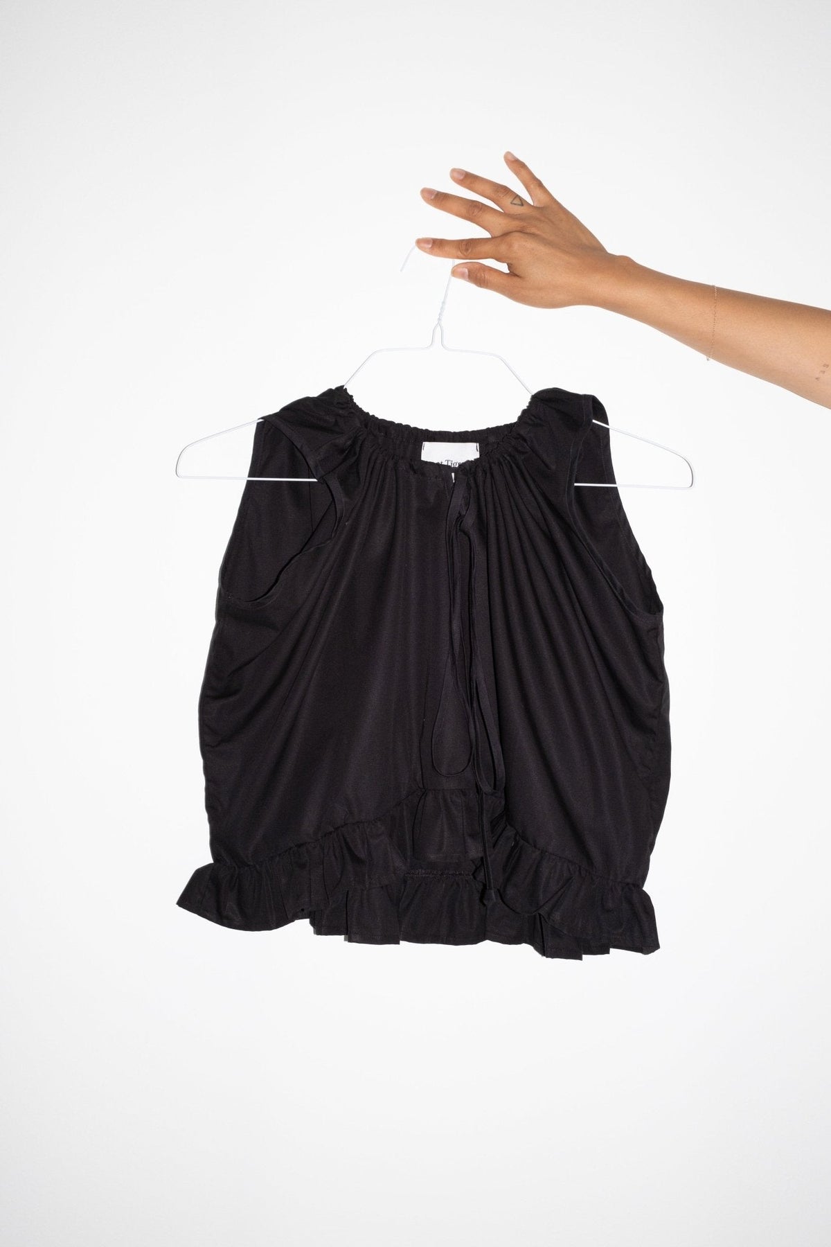 Gari Top in Black