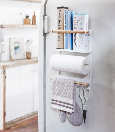 Magnetic Kitchen Organizer on side of Refridgerator