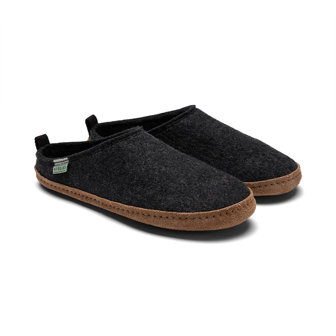 Kyrgies Indoor Wool Slides, charcoal wool felt, pair viewed from the side