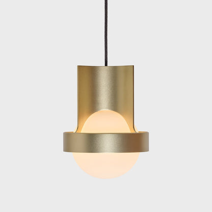 Loop Single Pendant in Gold + Sphere IV