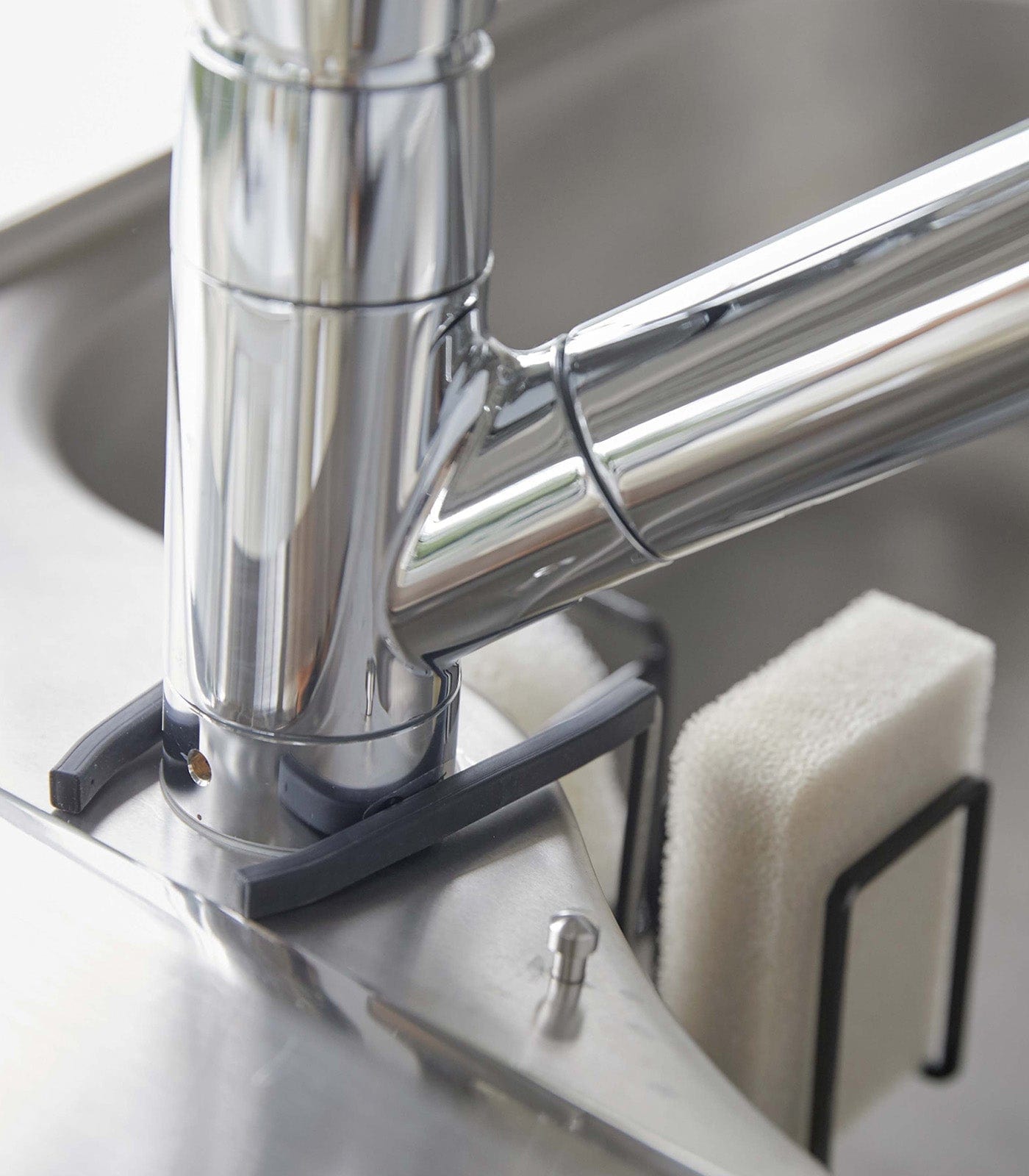 Faucet-Hanging Sponge & Brush Holder - Steel - Thumbnail 5
