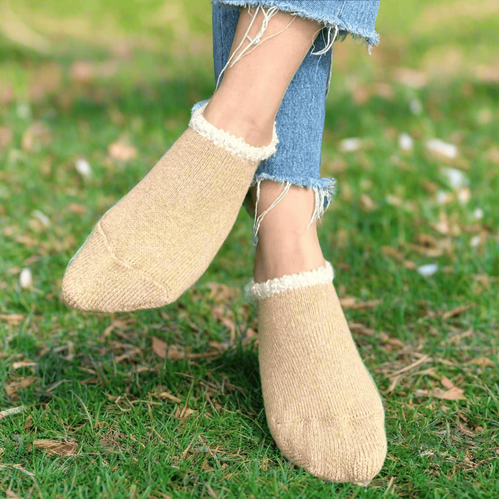 Organic Japanese Cotton Slipper Socks in Latte