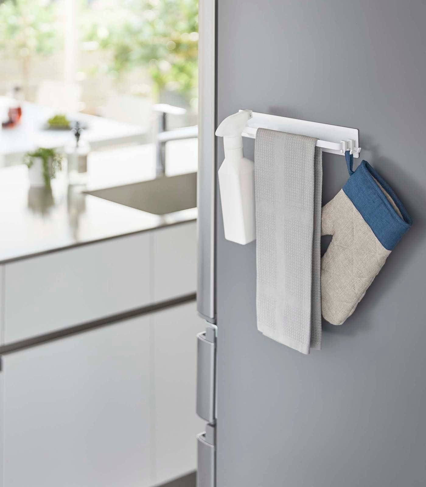 Magnetic Kitchen Towel Hanger - Steel - Thumbnail 3